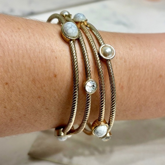 Silver Plated Faux Pearl, Howlite, and Rhinestone Bangles, Set of (4) LIKE NEW - Picture 5 of 5